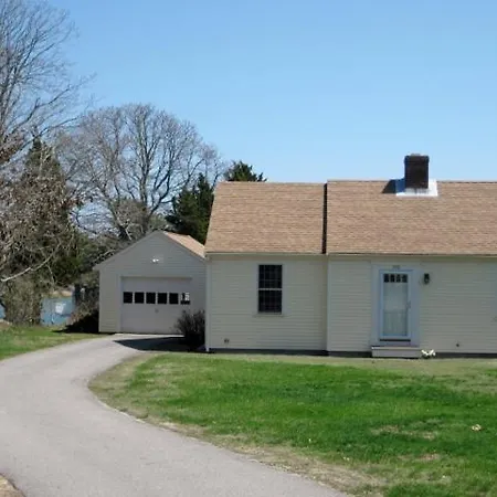 570 State - 2 Bedroom